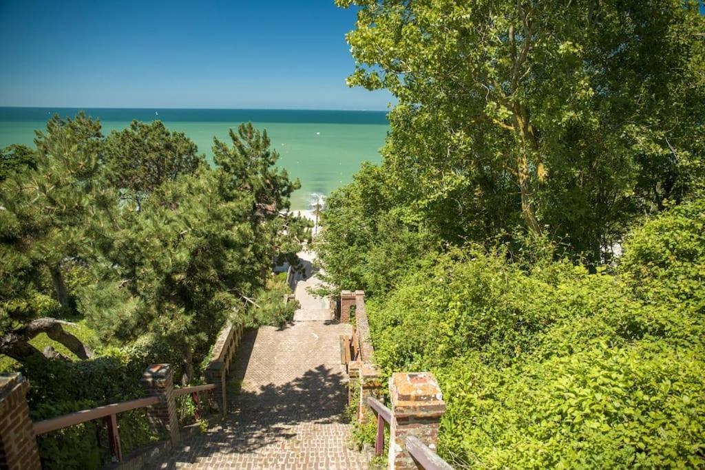 Le Fer A Cheval 4 Pers. Confort Plage Houlgate Exterior photo